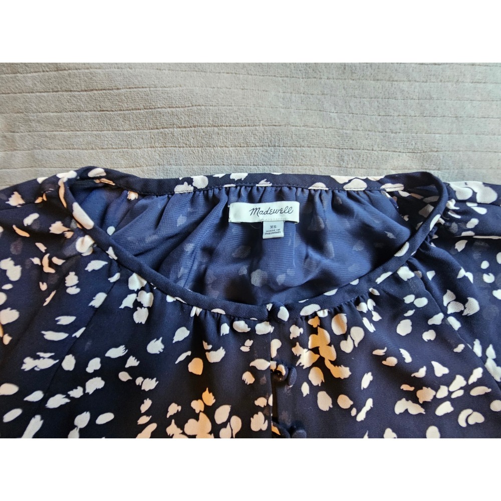 Madewell Navy Beige Abstract Petal Print Ruffle Sleeve Button Front Top XS